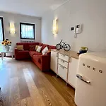 Alps Apartment *